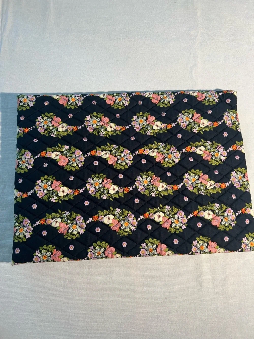 Vera Bradley Large Tech Sleeve in Paisley Rain NWOT